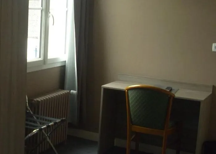 Du Vieux Chateau Saint-Sauveur-le-Vicomte