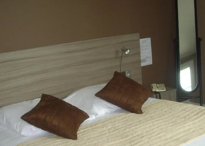 Du Vieux Chateau Hotel Saint-Sauveur-le-Vicomte