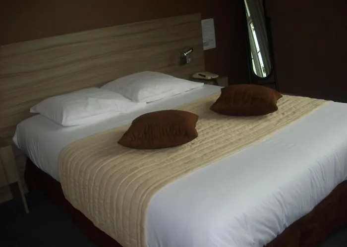 Du Vieux Chateau Hotel Saint-Sauveur-le-Vicomte