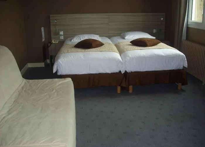 Du Vieux Chateau Hotel