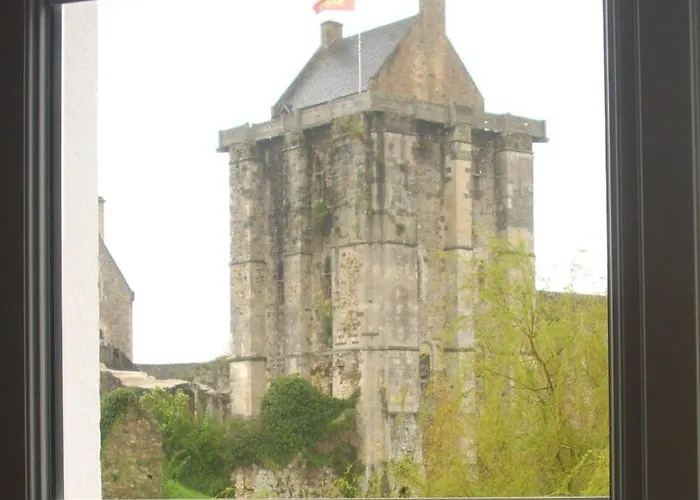 Hotel Du Vieux Chateau