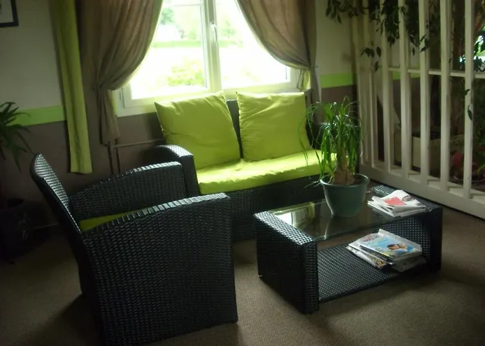 Du Vieux Chateau Hotel